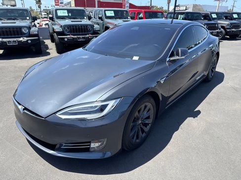 Used 2018 Tesla Model S AWD image 27
