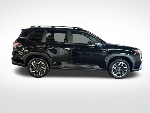 Certified 2025 Subaru Forester Limited AWD/4WD image 7