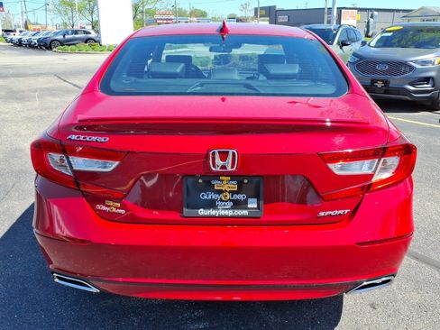 Used 2019 Honda Accord Sport image 10
