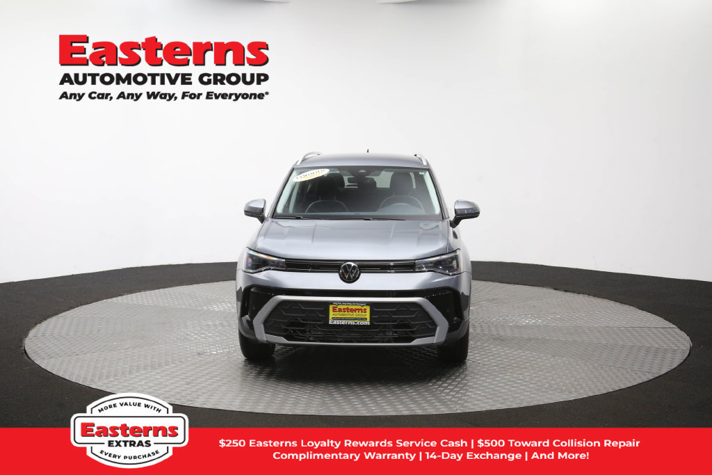 Used 2025 Volkswagen Taos SE AWD/4WD image 52