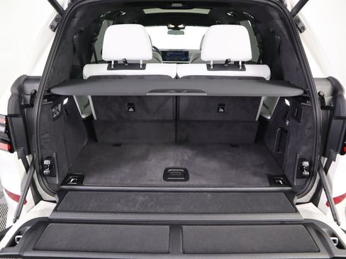 Used 2026 BMW X7 xDrive40i AWD/4WD image 30