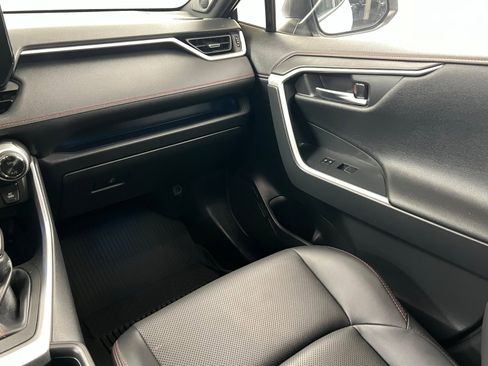 Used 2025 Toyota RAV4 XSE w/ Premium Package image 11