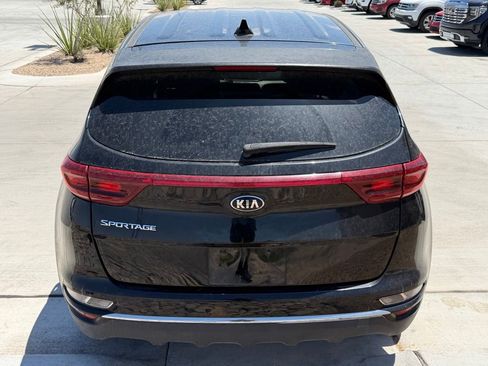 Used 2022 Kia Sportage LX FWD image 7