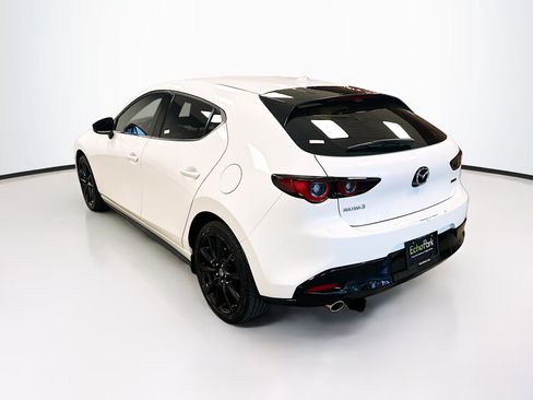 Used 2023 MAZDA MAZDA3 s FWD image 5
