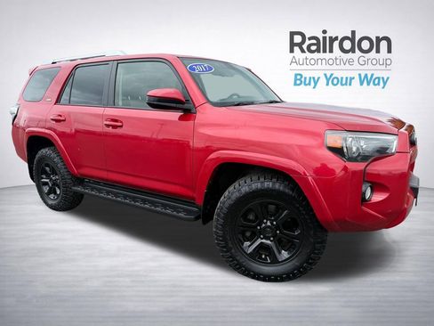 Used 2017 Toyota 4Runner SR5 AWD/4WD image 1