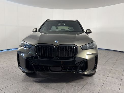 New 2026 BMW X5 xDrive40i w/ M Sport Package AWD/4WD image 6