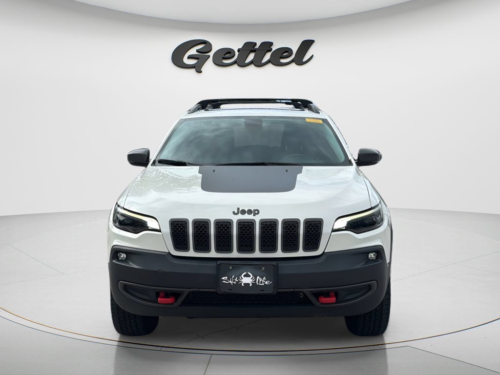 Used 2019 Jeep Cherokee Trailhawk AWD/4WD image 2