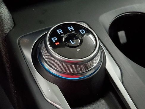 Used 2022 Ford Escape SE w/ Cold Weather Package image 17