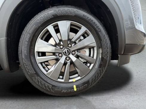 New 2026 Nissan Pathfinder SV AWD/4WD image 12