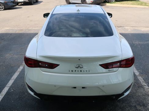 Used 2022 INFINITI Q60 3.0t Luxe w/ Essential Package RWD image 10