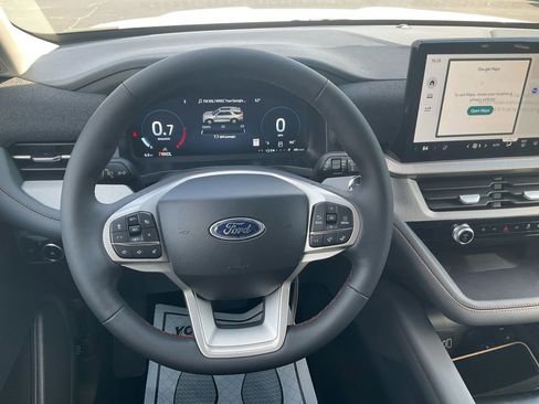 New 2026 Ford Explorer Active RWD image 21