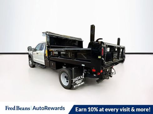 New 2025 Ford F550 4x4 Supercab Super Duty image 4