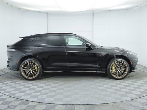 New 2026 Aston Martin DBX S image 4