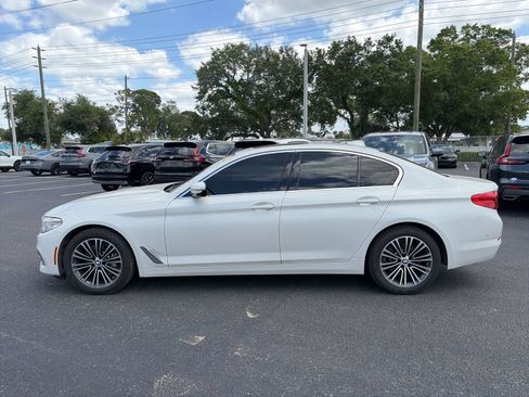Used 2020 BMW 530i w/ Premium Package image 4