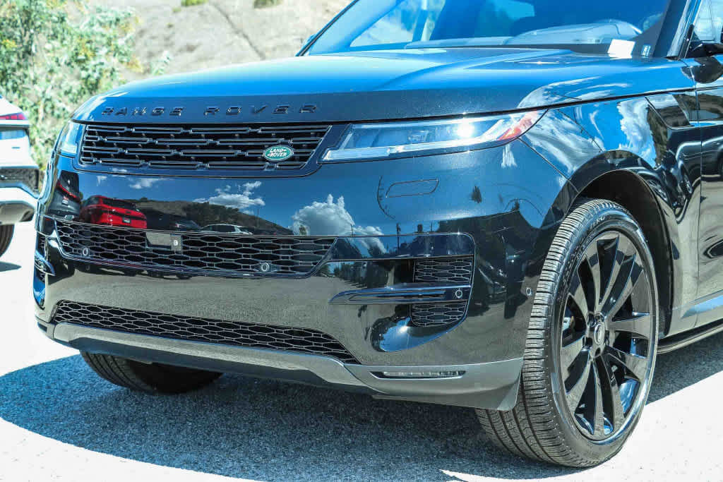 Used 2023 Land Rover Range Rover Sport SE AWD/4WD image 7