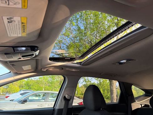 Used 2022 Hyundai Tucson SEL w/ Convenience Package AWD/4WD image 17