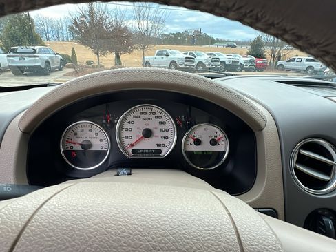 Used 2004 Ford F150 image 29