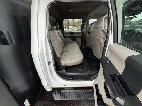 Used 2020 Ford F550 4x4 Crew Cab Super Duty image 34