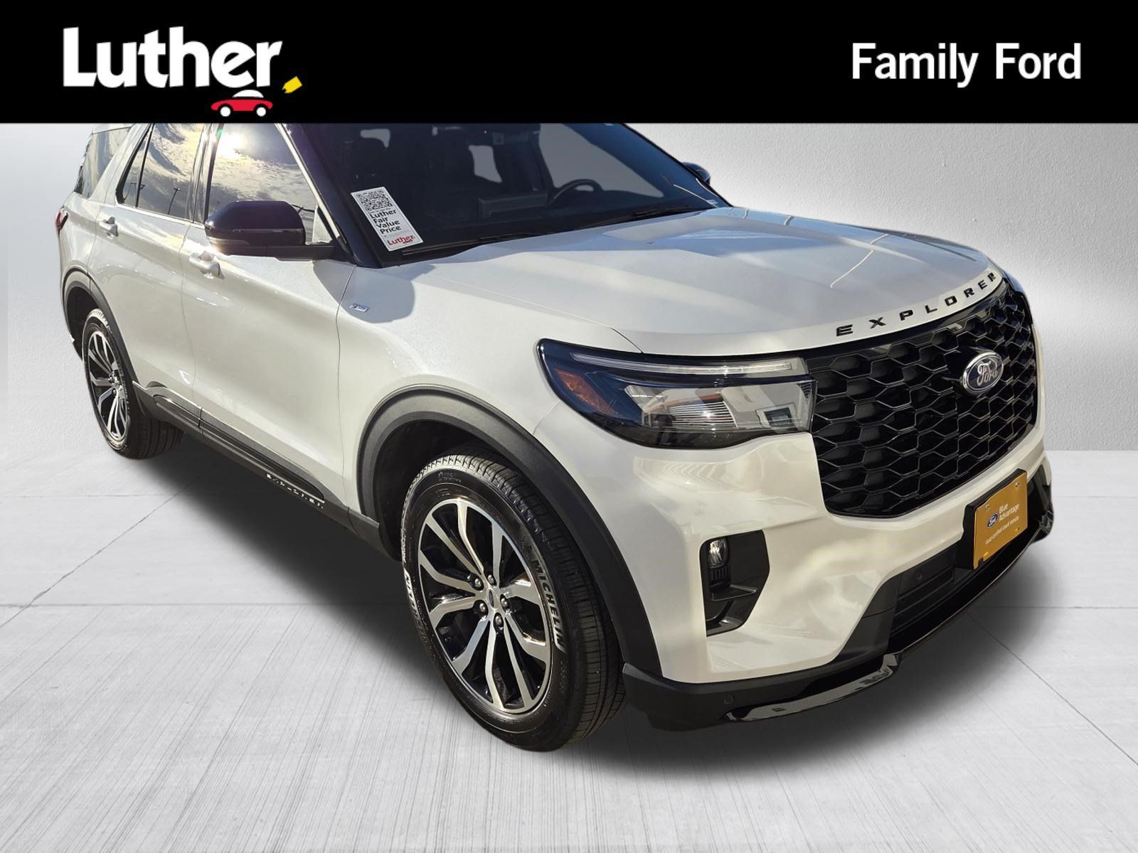Used 2025 Ford Explorer ST-Line AWD/4WD image 1