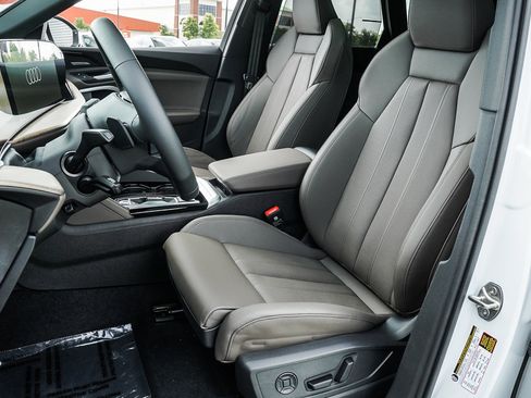 New 2025 Audi Q5 Premium Plus image 9