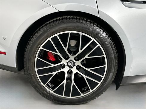 Certified 2021 Porsche Taycan 4S image 13