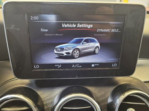 Used 2019 Mercedes-Benz GLC 300 4MATIC image 25