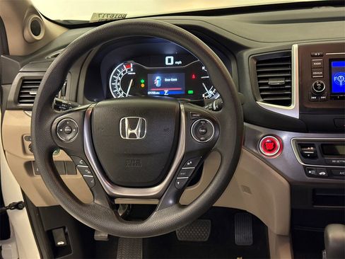 Used 2016 Honda Pilot LX image 15