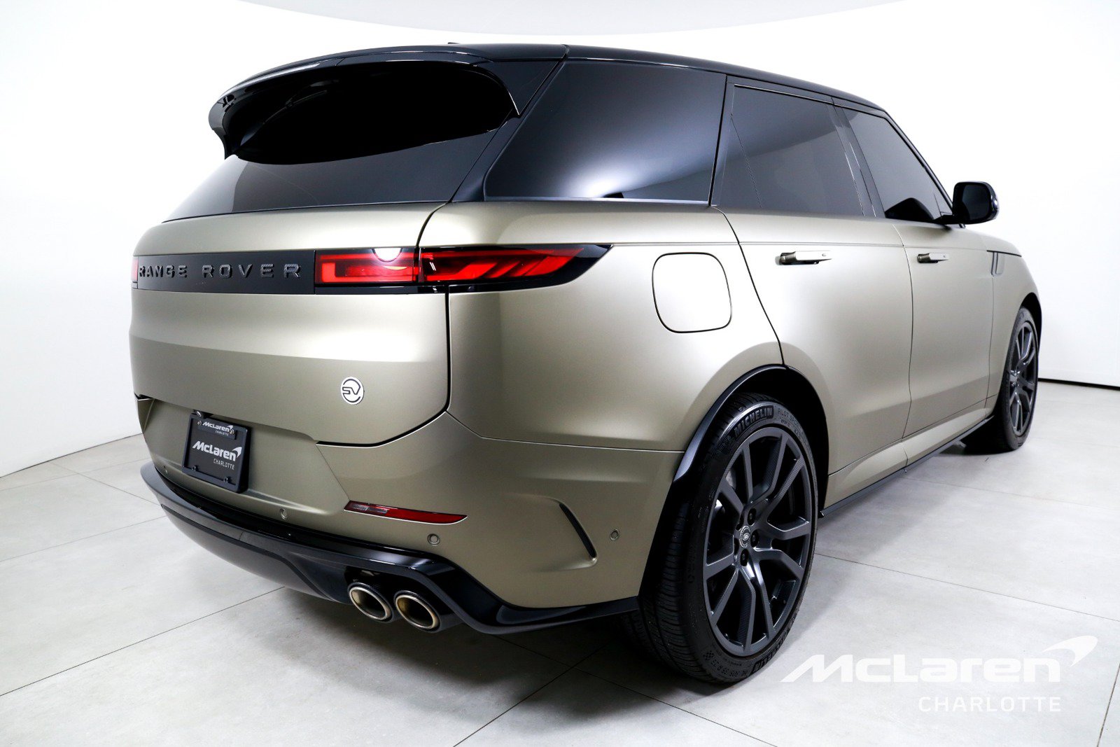 Used 2024 Land Rover Range Rover Sport SV Edition One Carbon Bronze AWD/4WD image 8