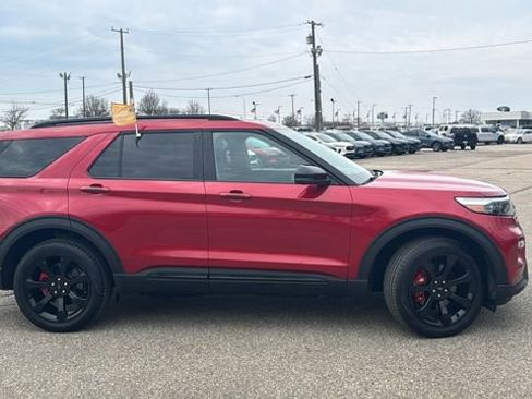 Certified 2023 Ford Explorer ST w/ Equipment Group 401A image 2