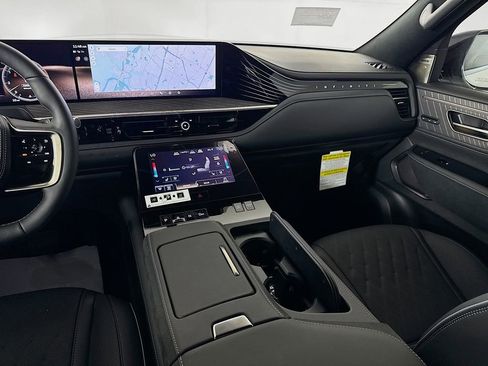 New 2026 INFINITI QX80 Autograph w/ Premium Cargo Package image 30