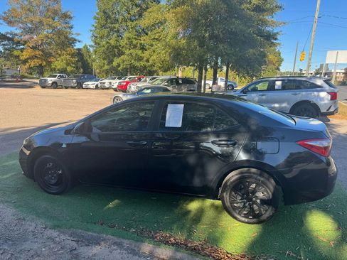 Used 2016 Toyota Corolla LE image 8