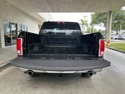 Used 2017 RAM 1500 Laramie AWD/4WD image 25