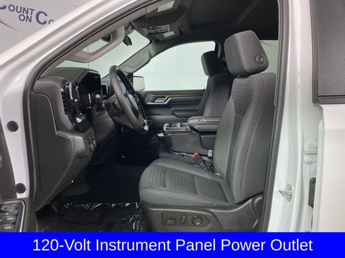 Used 2023 Chevrolet Silverado 1500 LT AWD/4WD image 11