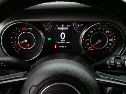 Used 2022 Jeep Wrangler Willys image 21