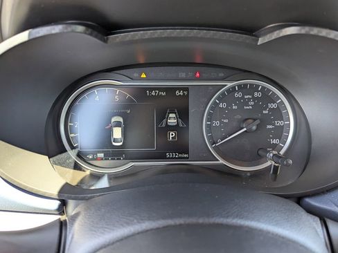 Used 2025 Nissan Versa SV w/ Trunk Package FWD image 21