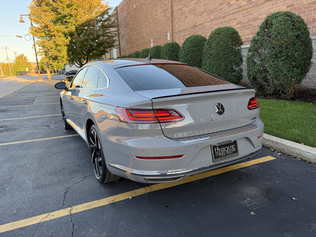 Used 2023 Volkswagen Arteon SEL Premium AWD/4WD image 10