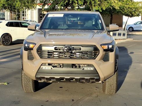 Certified 2026 Toyota Tacoma TRD Off-Road AWD/4WD image 2
