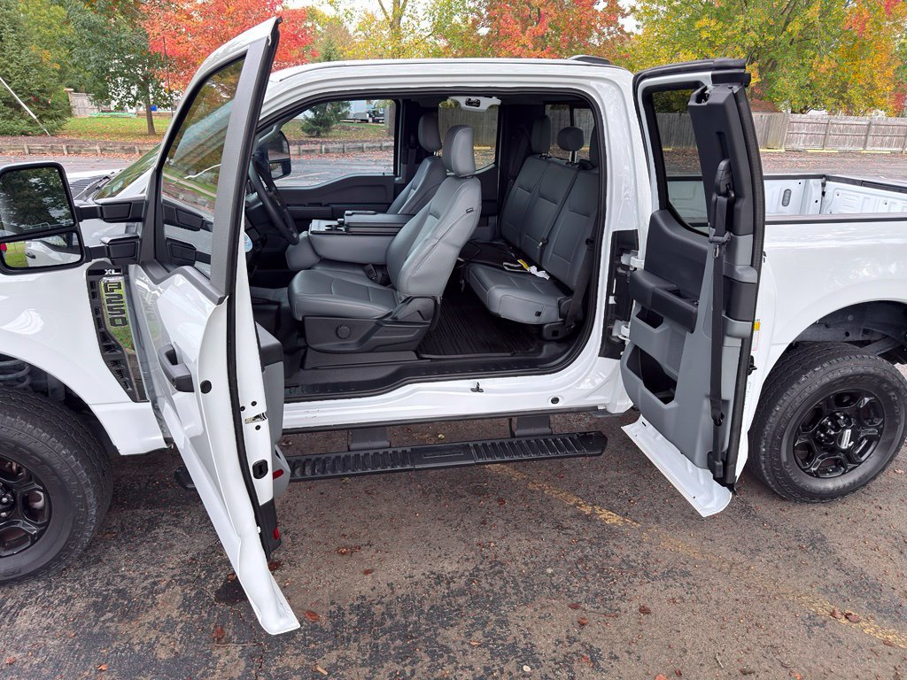 Used 2026 Ford F250 XL w/ Snow Plow Prep Package AWD/4WD image 27