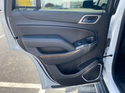 Used 2018 GMC Yukon Denali w/ Open Road Package AWD/4WD image 16