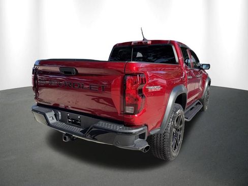 Used 2023 Chevrolet Colorado Trail Boss w/ Technology Package AWD/4WD image 17