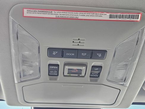 Certified 2022 Toyota RAV4 XLE w/ Convenience Package FWD image 27