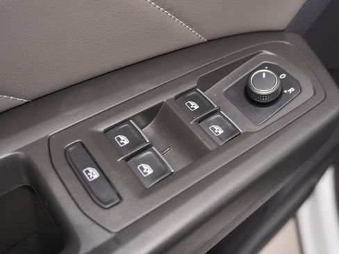 Used 2022 Volkswagen Atlas SE image 15