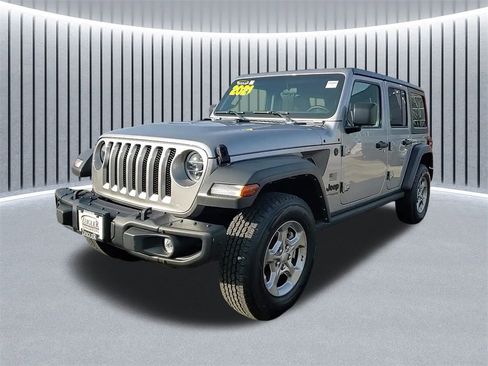 Used 2021 Jeep Wrangler Unlimited Freedom Edition image 7