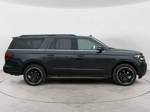 Used 2024 Ford Expedition Max Limited AWD/4WD image 6