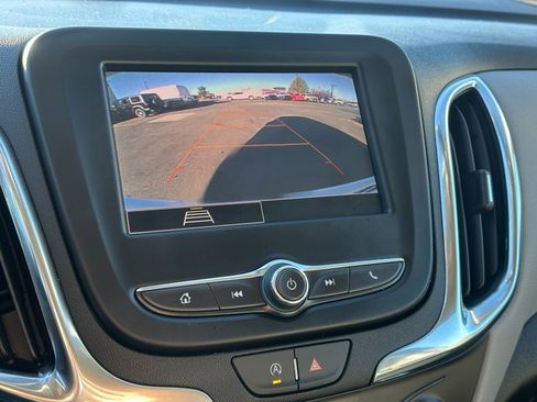 Used 2024 Chevrolet Equinox LS image 24