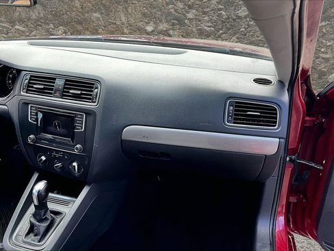 Used 2018 Volkswagen Jetta S w/ Cold Weather Package image 15