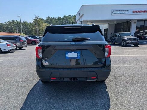 Used 2023 Ford Explorer Timberline w/ Timberline Technology Package AWD/4WD image 6