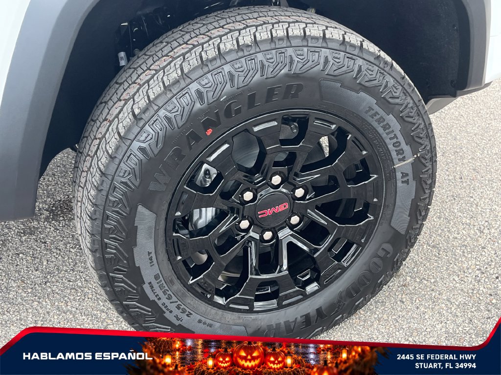 New 2026 GMC Canyon Elevation w/ Convenience Package RWD image 20