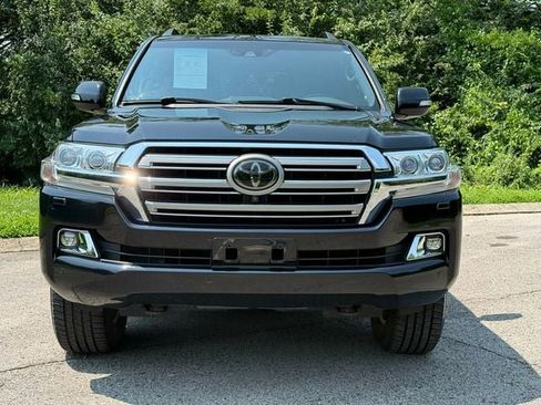 Used 2019 Toyota Land Cruiser AWD/4WD image 7