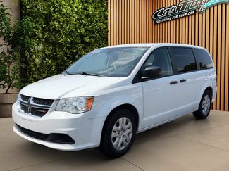 Used 2019 Dodge Grand Caravan SE w/ UConnect Hands-Free Group FWD video 1